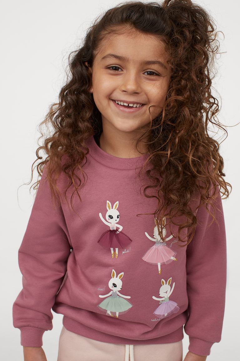 Sweatshirt
