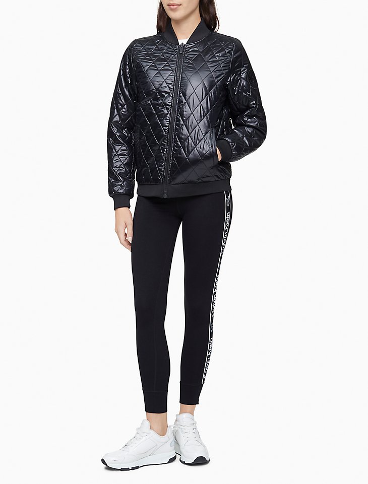 PERFORMANCE REVERSIBLE QUILTED BOMBER JACKET
