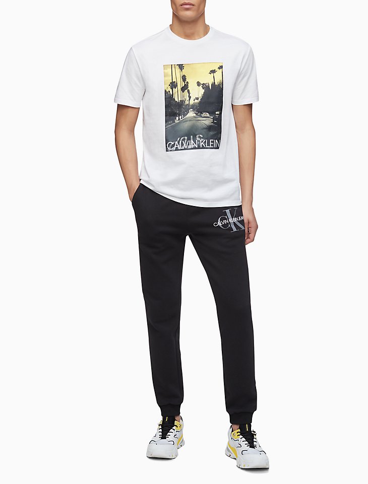 LA Sunset Graphic Crewneck T-Shirt