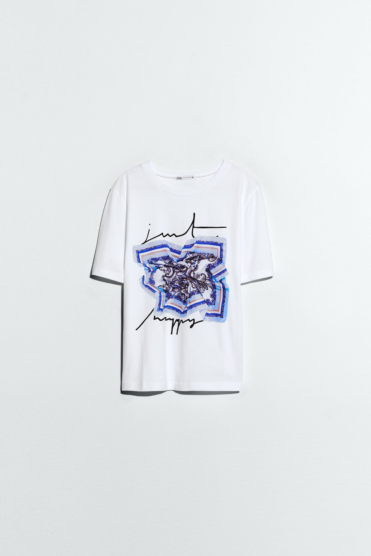 T-SHIRT WITH FRONT PRINT