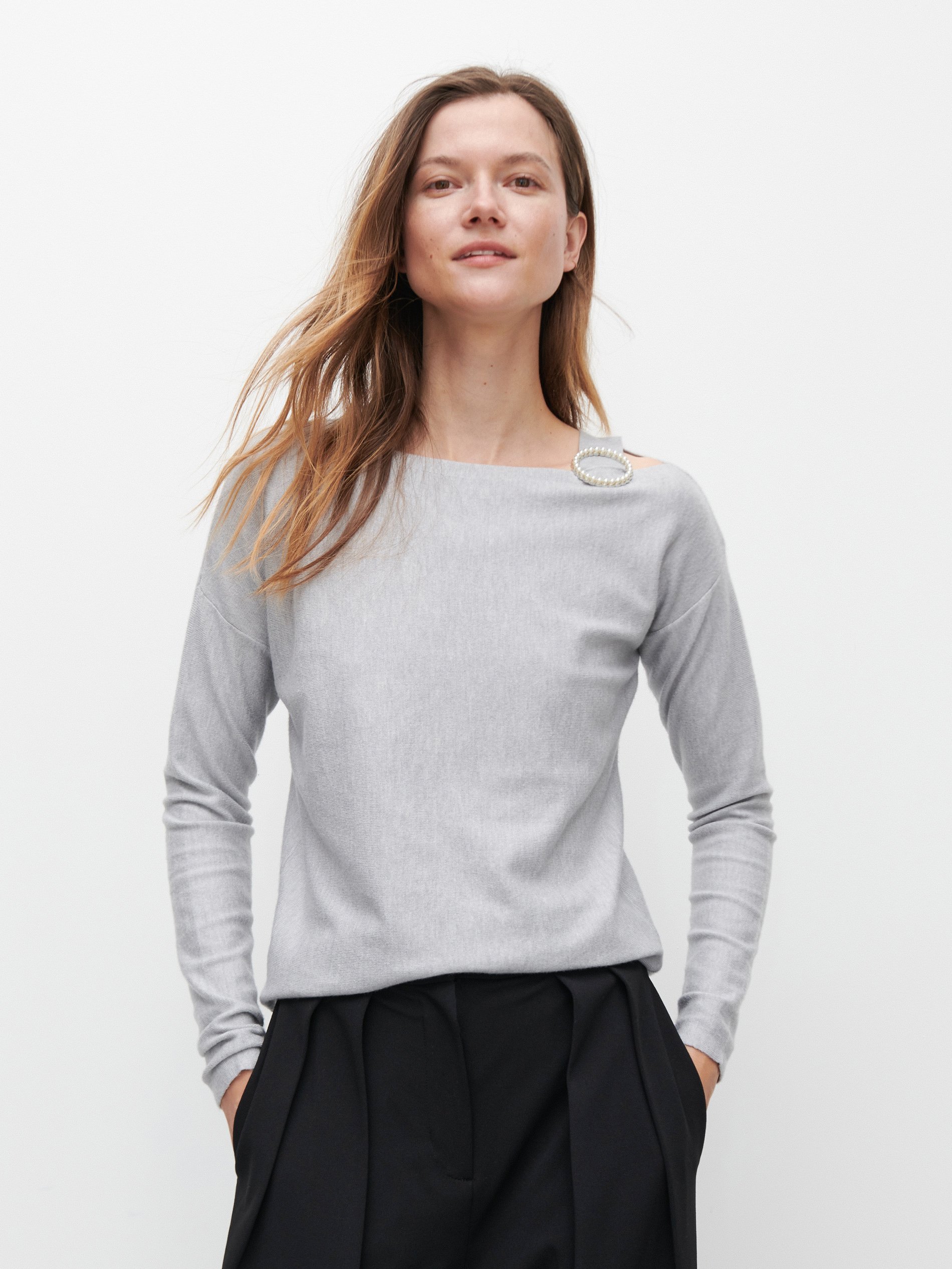Pullover mit aufnäher