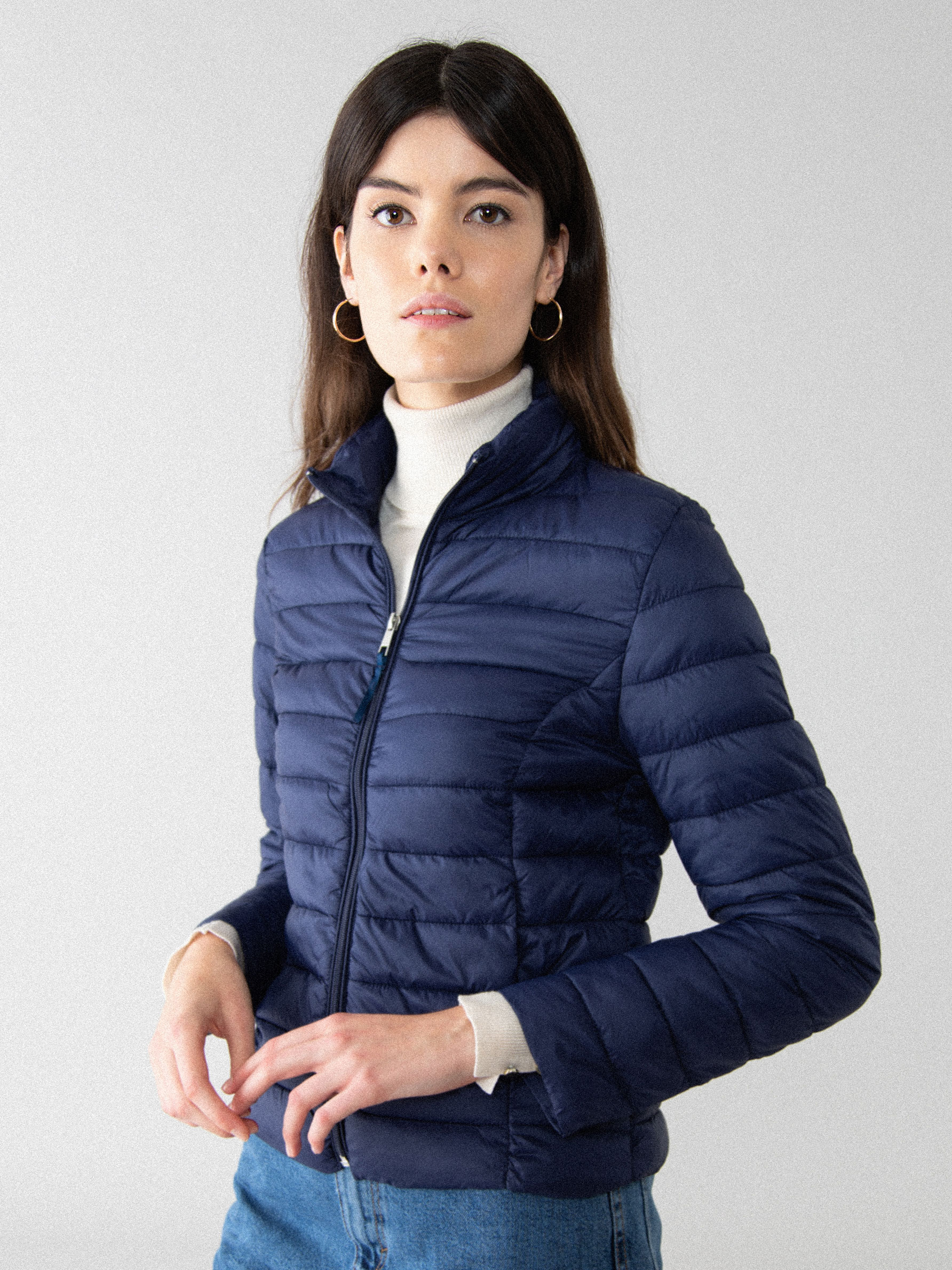 BASIC LIGHTWEIGHT PUFFER JACKET