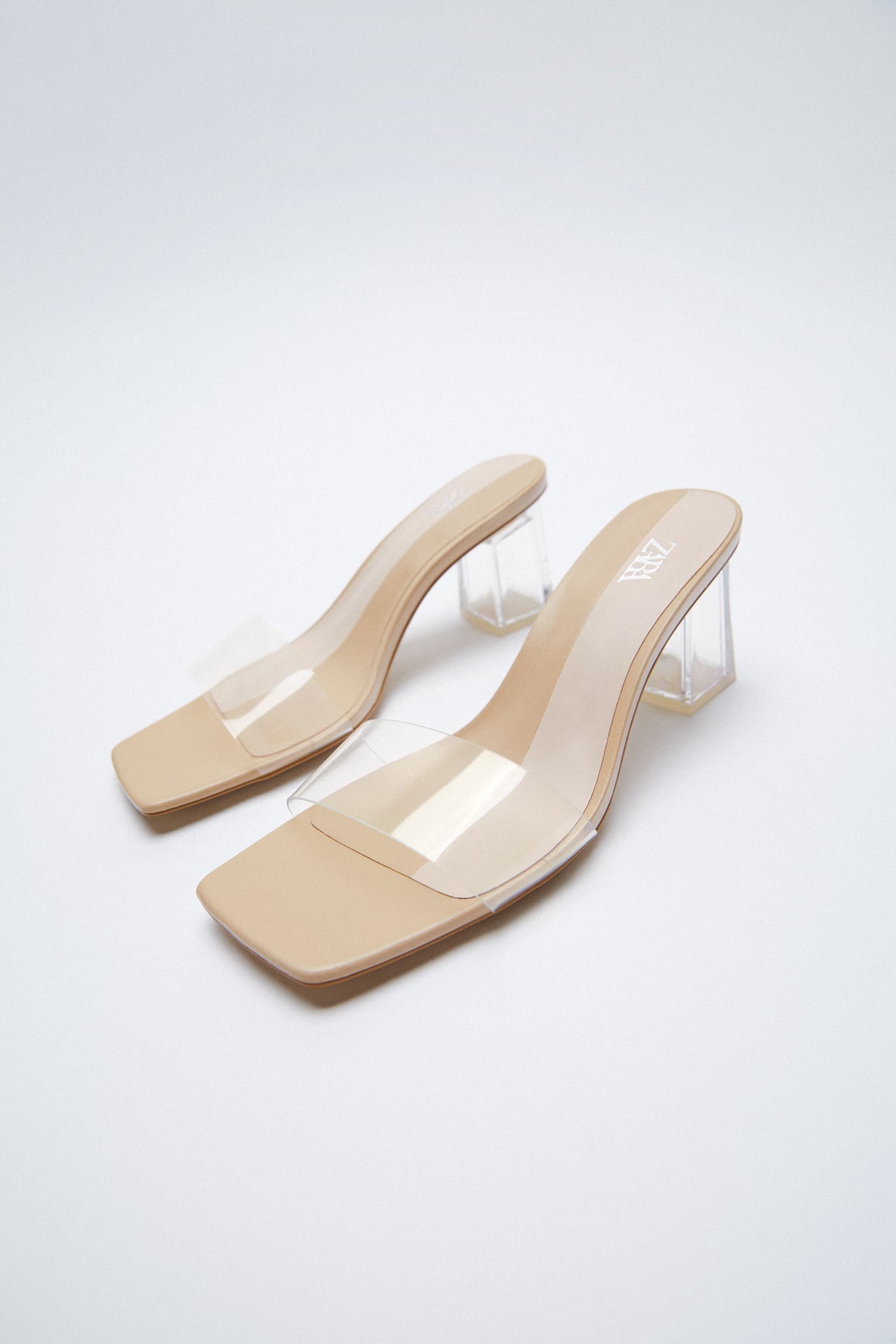VINYL MULES WITH METHACRYLATE HEELS