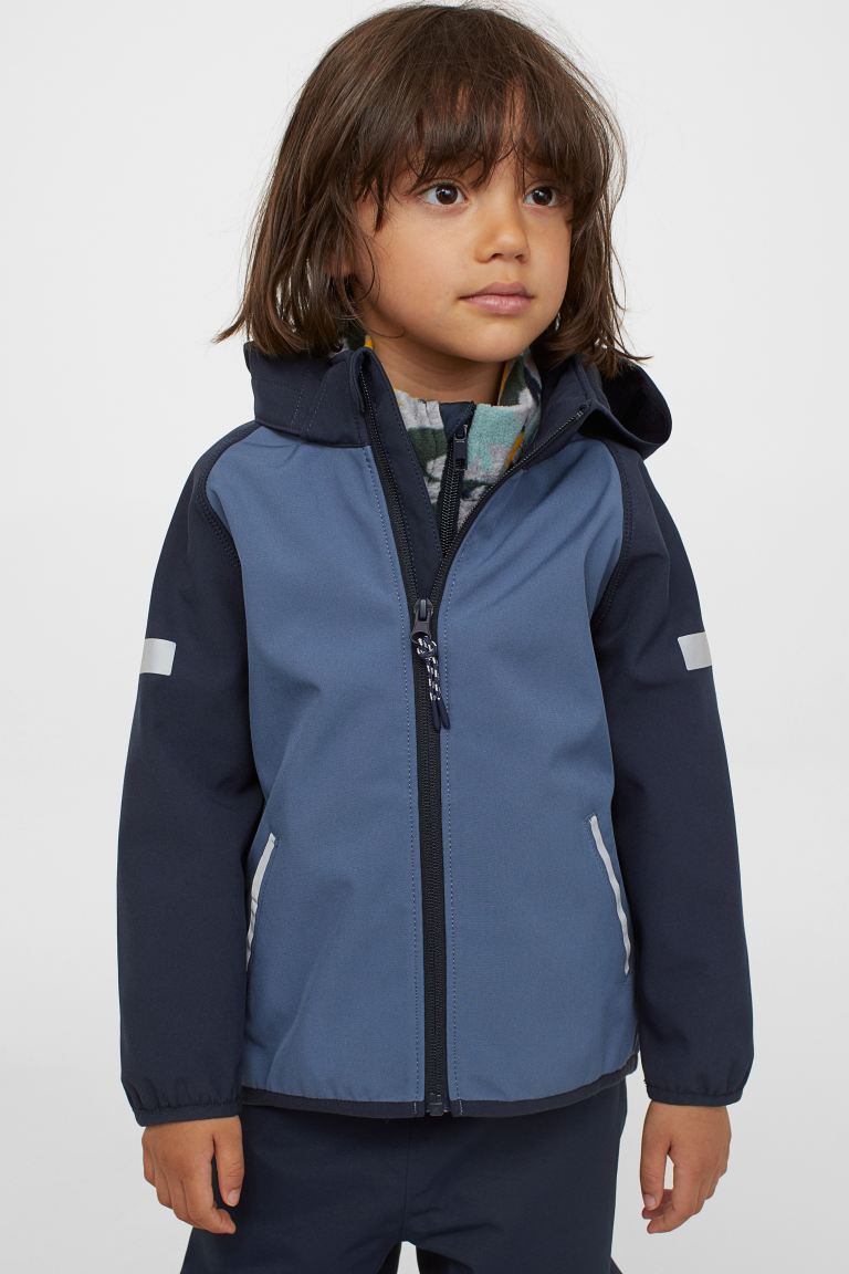 Water-resistant jacket