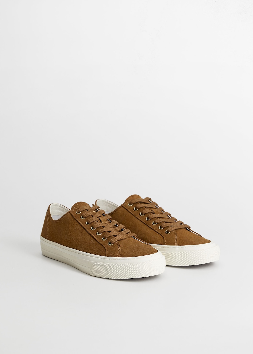Deportivo serraje cordones