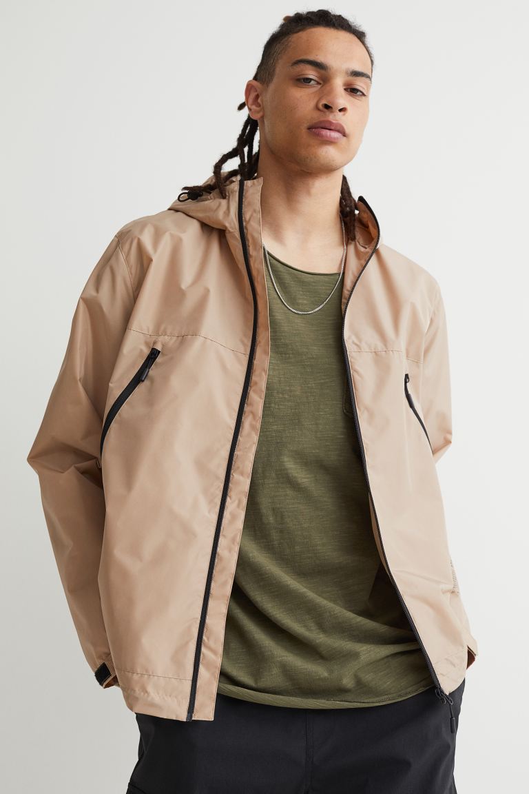 Water-repellent windbreaker