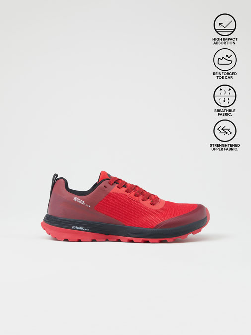 TRAIL RUNNING SNEAKERS