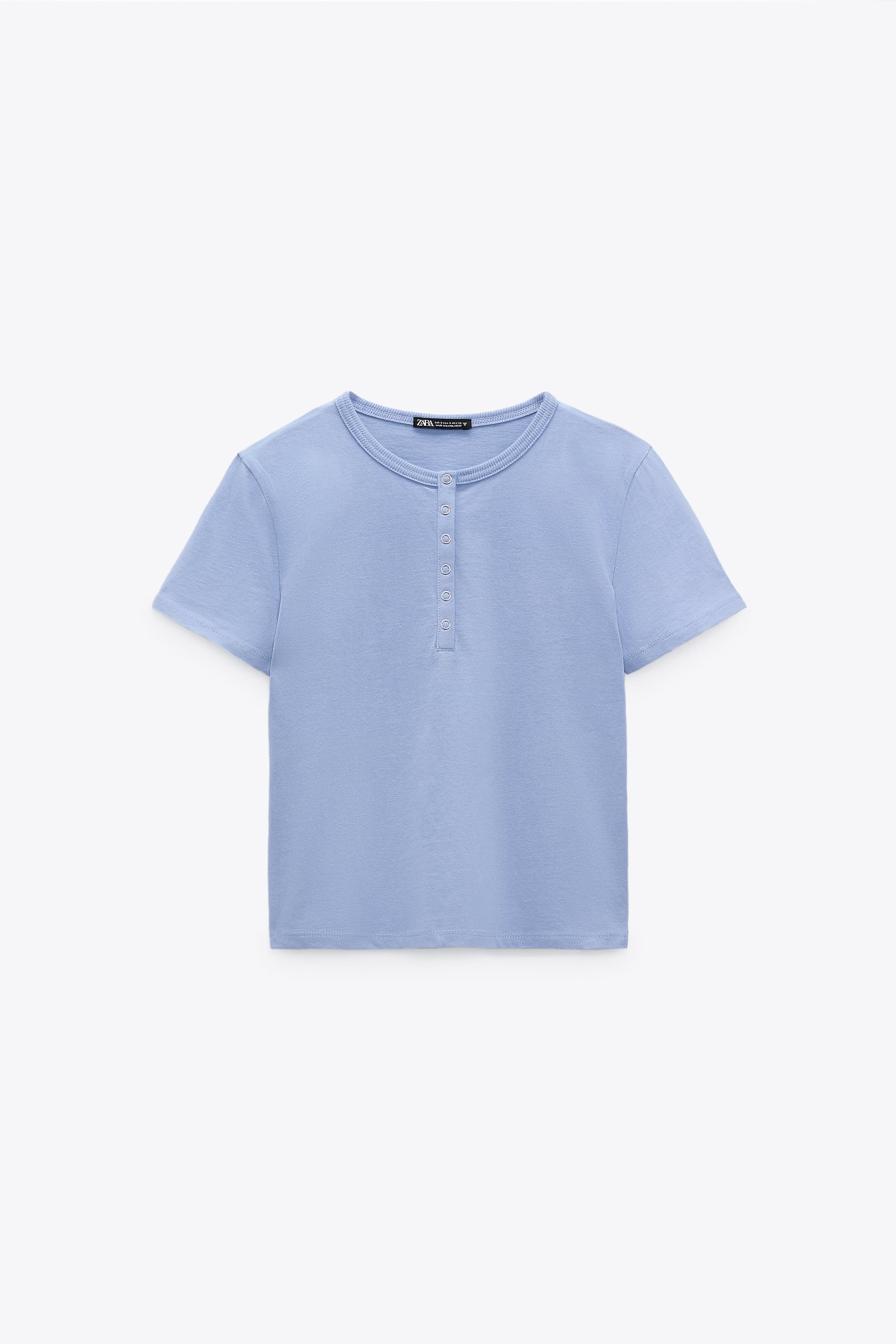 T-SHIRT WITH BUTTON DETAILS