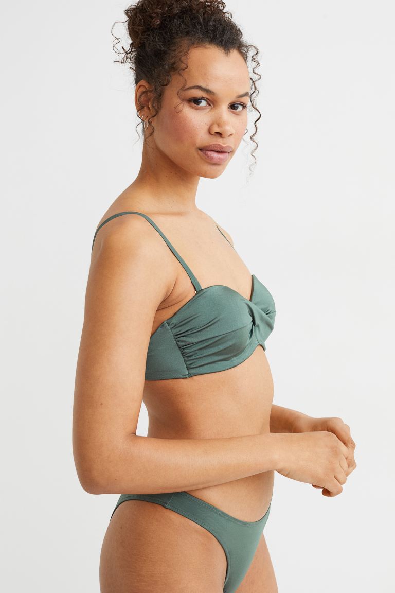 Balconette bikini top