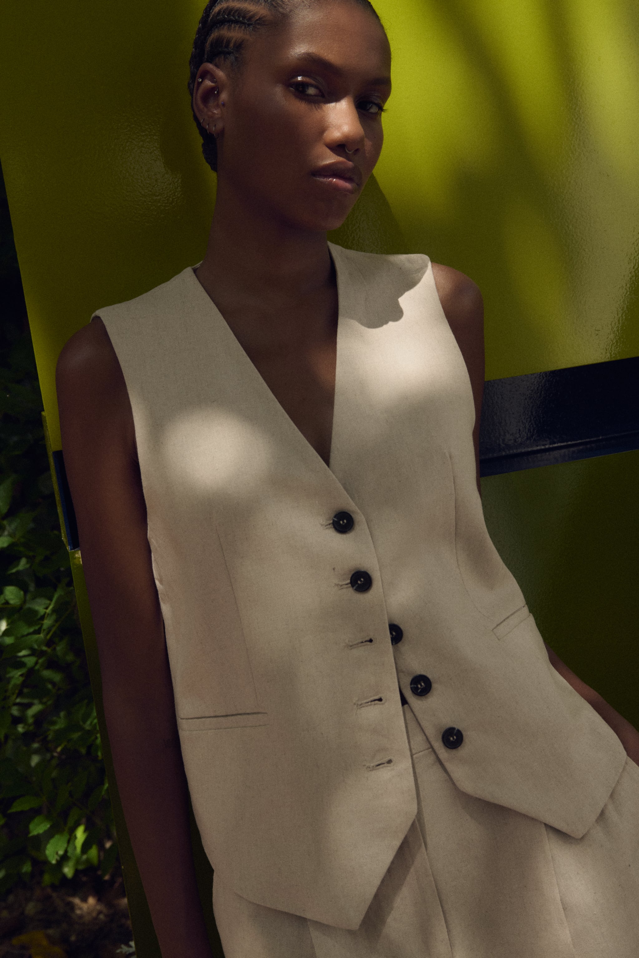 TAILORED LINEN BLEND WAISTCOAT