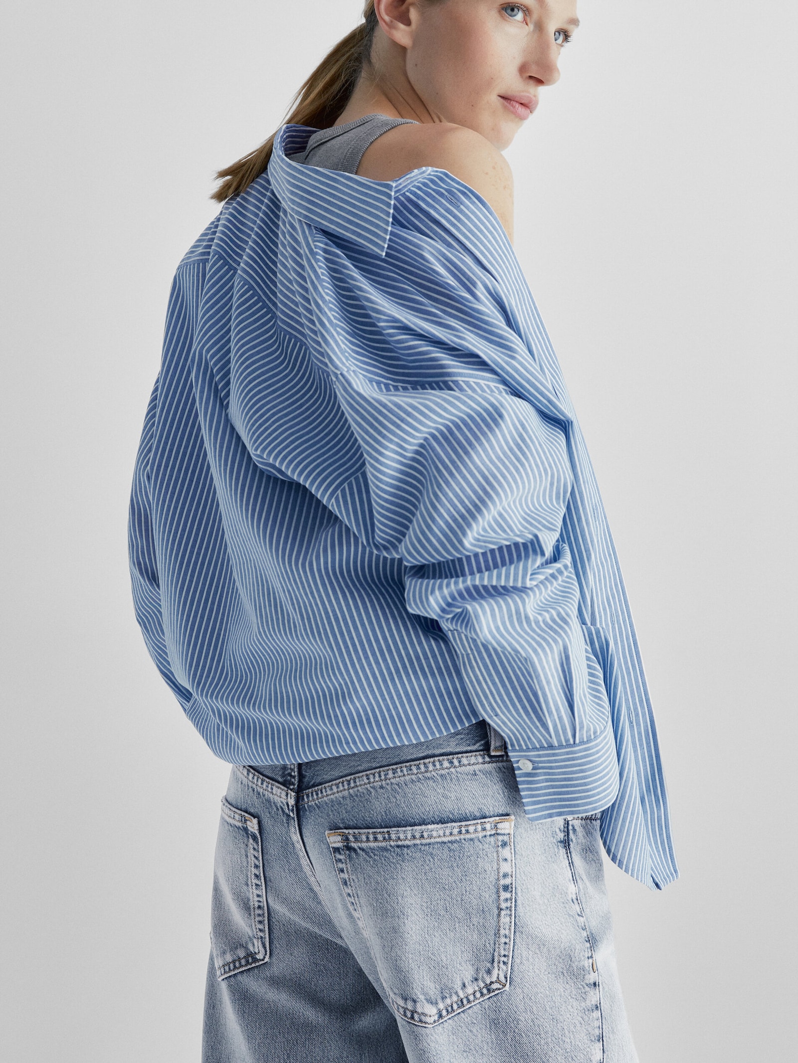 JEANS TIRO ALTO CORTE RECTO