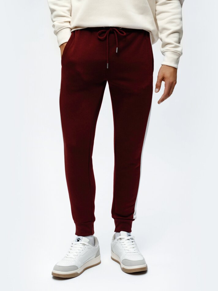 JOGGING BOTTOMS WITH STRIPES