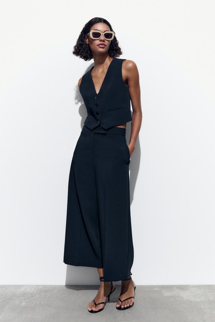 https://www.zara.com/es/en/high-waist-culotte-trousers-p09929026.html?v1=311287656&v2=2353124